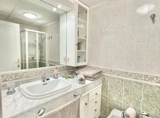 Real Golden Mile -eaw Homes