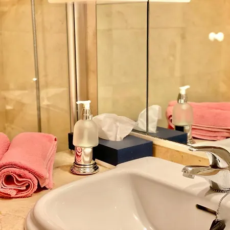 Real Golden Mile -eaw Homes