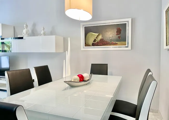 Apartmán Real Golden Mile -eaw Homes *