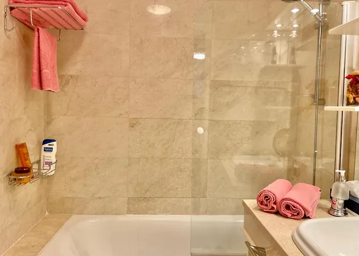 Real Golden Mile -eaw Homes * Marbella