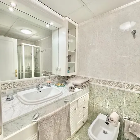 Real Golden Mile -eaw Homes